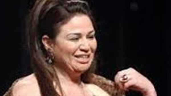 بالفيديو :الهام شاهين لأبلة فاهيتا "بحب الأباحة منك" بالفيديو :الهام شاهين لأبلة فاهيتا "بحب الأباحة منك"