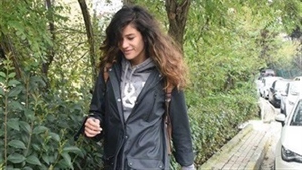 بيراك تارتناج بطلة مسلسل "ايزيل " تنفي دخولها علاقة غرامية 