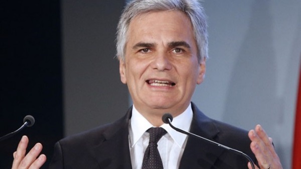 صحيفة: مستشار النمسا يقول انه يريد الإسراع بترحيل المهاجرين