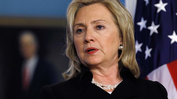 هيلاري كلينتون: خطاب ترامب ضد المسلمين يضر بالحرب ضد الارهاب