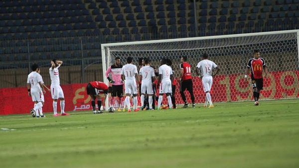 بالفيديو.. «فتحي» يقلص الفارق للزمالك بهدف ثان في شباك الجيش بالفيديو.. «فتحي» يقلص الفارق للزمالك بهدف ثان في شباك الجيش