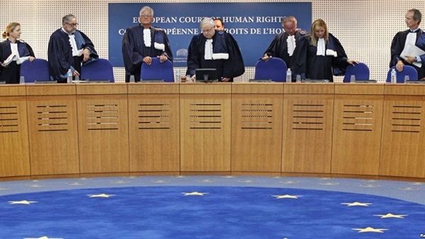 القضاء الأوروبي يلغي الغرامة النقدية على 12 شركة طيران منها "إيرفرانس" القضاء الأوروبي يلغي الغرامة النقدية على 12 شركة طيران منها "إيرفرانس"
