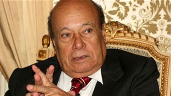 حفل لتأبين ثروت بدوي في "حقوق القاهرة" حفل لتأبين ثروت بدوي في "حقوق القاهرة"