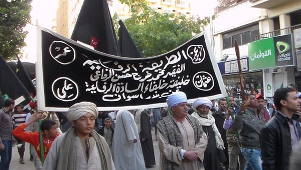 بالصور.. «المزامير والأحصنة» فى احتفالات المولد النبوى بأسوان بالصور.. «المزامير والأحصنة» فى احتفالات المولد النبوى بأسوان