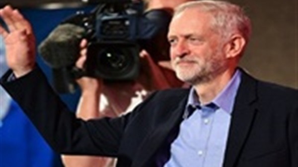 زعيم المعارضة البريطانية يختار بوليفيا ليقضي حياته فيها