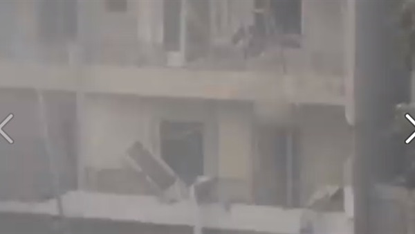 بالفيديو.. لحظة انفجار قنبلة في منطقة الهرم ووقوع إصابات بالفيديو.. لحظة انفجار قنبلة في منطقة الهرم ووقوع إصابات