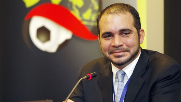 الأمير على يطالب بنشر التقرير الأمريكي عن فساد "فيفا" الأمير على يطالب بنشر التقرير الأمريكي عن فساد "فيفا"