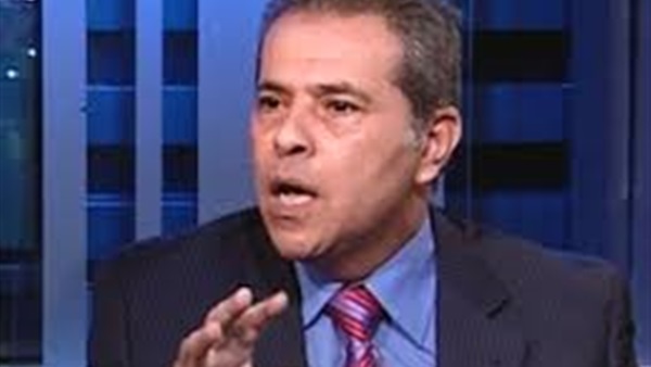 «عكاشة» يطالب أهالي دائرته بالهجرة إلى دولة أجنبية