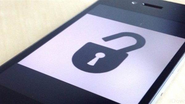 جهاز IP-Box لاختراق رموز المرور على الهواتف