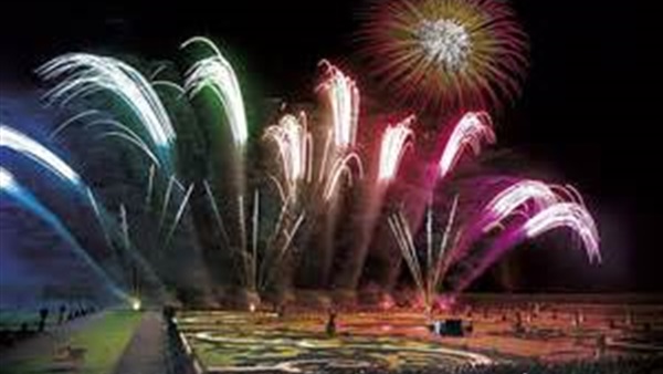 بالفيديوالصور.. دبي تستعد بعروض الألعاب النارية إحتفالًا 2016 بالفيديوالصور.. دبي تستعد بعروض الألعاب النارية إحتفالًا 2016