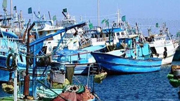 توقف حركة الملاحة بميناء الصيد بالبرلس بكفرالشيخ بسبب هطول الأمطار
