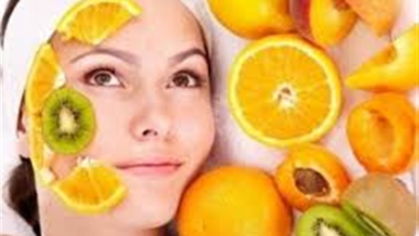 ماسكات الفواكه الطبيعية لبشرة مثالية ماسكات الفواكه الطبيعية لبشرة مثالية