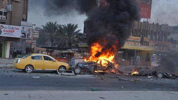 مقتل 3 أشخاص جراء تفجير مطعم بالعاصمة الصومالية مقديشيو مقتل 3 أشخاص جراء تفجير مطعم بالعاصمة الصومالية مقديشيو