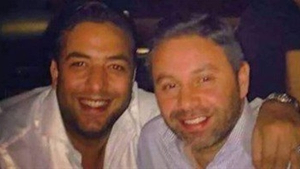 بالصورة.. حازم امام و "ميدو" يحتفلان بتدريب الزمالك على طريقتهما الخاصة بالصورة.. حازم امام و "ميدو" يحتفلان بتدريب الزمالك على طريقتهما الخاصة