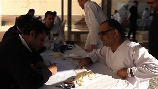 قافلة طبية للكشف على نزلاء السجون شديد الحراسة قافلة طبية للكشف على نزلاء السجون شديد الحراسة