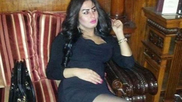 متصلة لبطلة «سب إيدى»: «إنتي طالعة تقلعي مش تمثلي»