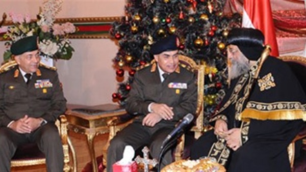 صدقى صبحى ورئيس الأركان يزوران الكاتدرائية صدقى صبحى ورئيس الأركان يزوران الكاتدرائية