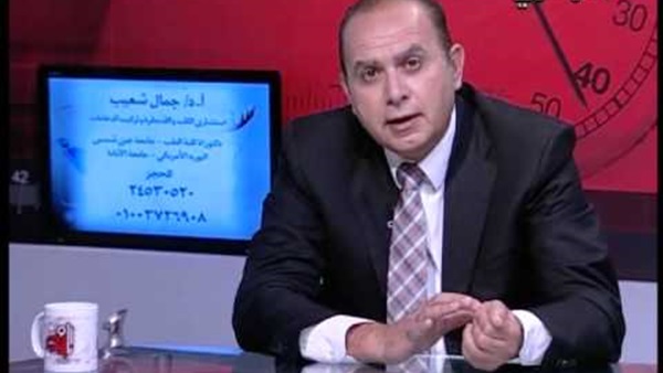 بالفيديو.. طبيب يكشف سبب وفاة «ممدوح عبد العليم» 