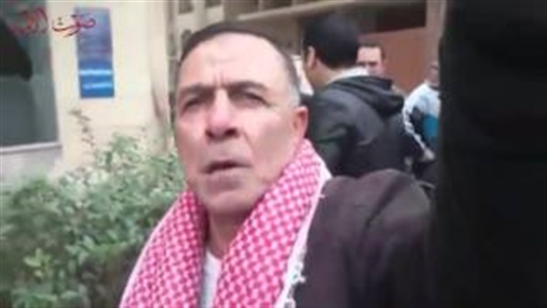 بالفيديو.. شاهد عيان يروي تفاصيل حادث «الأهرامات الثلاثة»