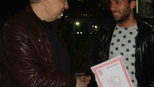 ميدو يستبعد «رمزي خالد» من قائمة الزمالك امام إنبي ميدو يستبعد «رمزي خالد» من قائمة الزمالك امام إنبي