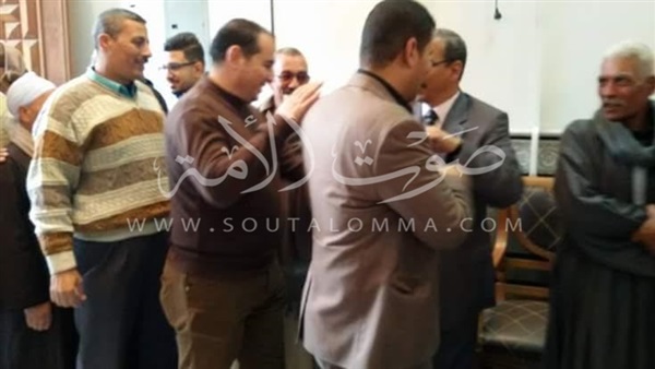 بالصور.. رئيس مجلس مدينة الباجور يهنئ الاقباط بعيد الميلاد
