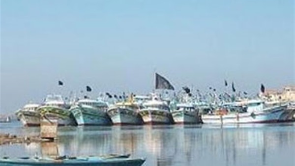 توقف حركة الصيد بميناء البرلس بسبب سوء الأحوال الجوية توقف حركة الصيد بميناء البرلس بسبب سوء الأحوال الجوية