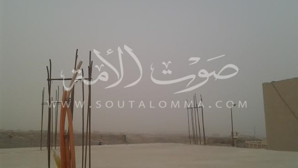 بالصور..العاصفة الترابية تصل ذروتها فى البحر الأحمر بالصور..العاصفة الترابية تصل ذروتها فى البحر الأحمر