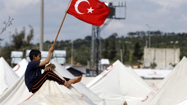 تركيا تمنع دخول مئات السوريين بعد تطبيق إجراءات جديدة للسفر تركيا تمنع دخول مئات السوريين بعد تطبيق إجراءات جديدة للسفر