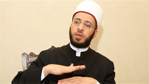 «الأزهري» ينهي إجراءات استخراج كارنيه العضوية «الأزهري» ينهي إجراءات استخراج كارنيه العضوية