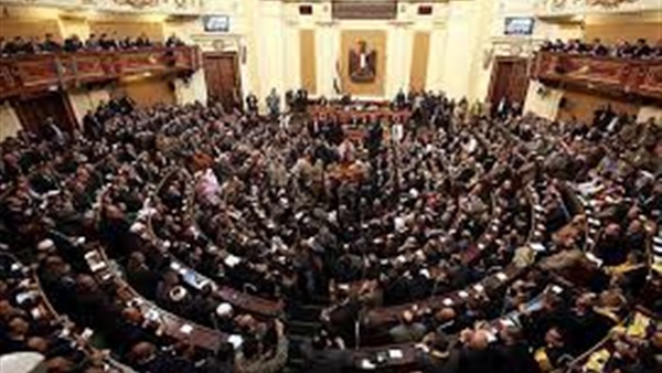 بدء حلف اليميين الدستوري للنواب بدء حلف اليميين الدستوري للنواب
