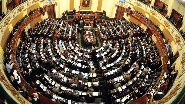 كلاكيت تاني مرة.. بدء التصويت على منصب رئيس البرلمان كلاكيت تاني مرة.. بدء التصويت على منصب رئيس البرلمان