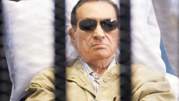 النائب العام يشكل لجنة لاستعادة أموال مبارك من بنوك أوروبا