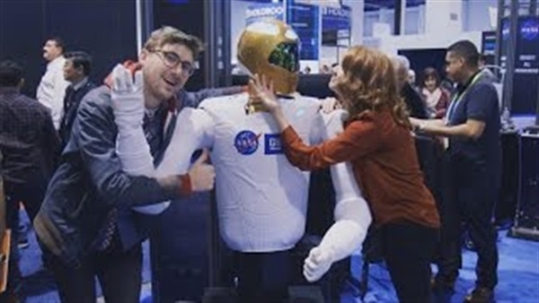 بالفيديو.. وكالة "ناسا" تستعرض أول جناح لها في معارض CES 2016 بالفيديو.. وكالة "ناسا" تستعرض أول جناح لها في معارض CES 2016