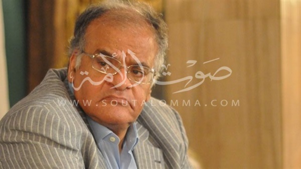 مجلس «عباس» يقاطع عزاء «الثعلب» مجلس «عباس» يقاطع عزاء «الثعلب»