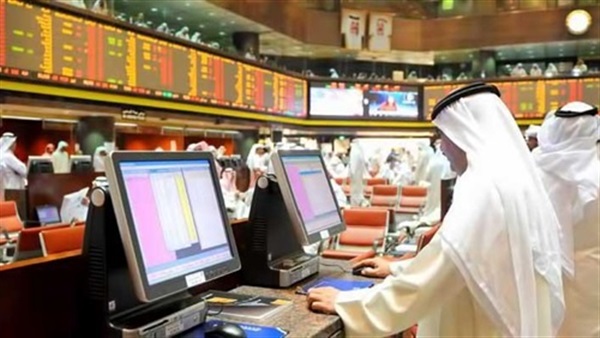 تراجع البورصات الخليجية بعد انخفاض أسعار النفط عالميًا تراجع البورصات الخليجية بعد انخفاض أسعار النفط عالميًا