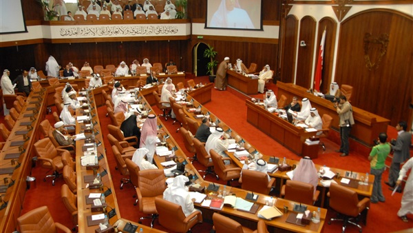 البرلمان البحريني ينتقد زيادة أسعار الوقود بالبلاد البرلمان البحريني ينتقد زيادة أسعار الوقود بالبلاد