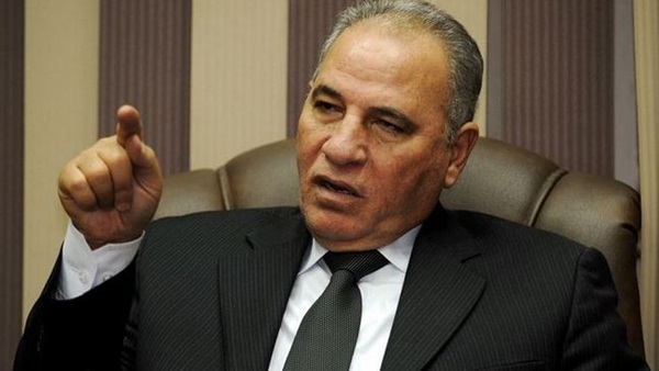 «الزند» يسخر من مجلس النواب «الإخوانى» بتركيا
