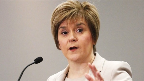 الوزيرة الأولى في أسكتلندا تعرب عن قلقها من "مبكر"