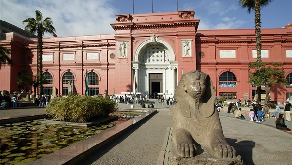 اليوم.. افتتاح معرض "الآثار المستردة" بالمتحف المصري