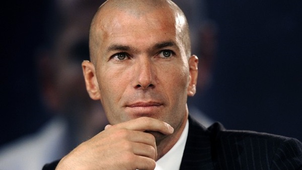 زين الدين زيدان يقود تدريبات ريال مدريد زين الدين زيدان يقود تدريبات ريال مدريد