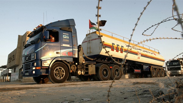 إسرائيل تفتح «كرم أبو سالم» استثنائيًا لإدخال وقود لغزة