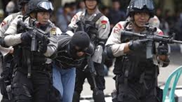 اعتقال 4 أشخاص بإندونيسيا يشتبه في تورطهم بتفجيرات جاكرتا