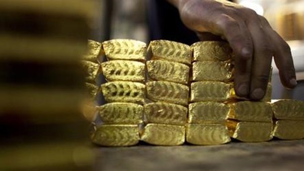 ضبط لاعب كرة قدم سويسري أثناء سرقته لسبيكة ذهبية ضبط لاعب كرة قدم سويسري أثناء سرقته لسبيكة ذهبية