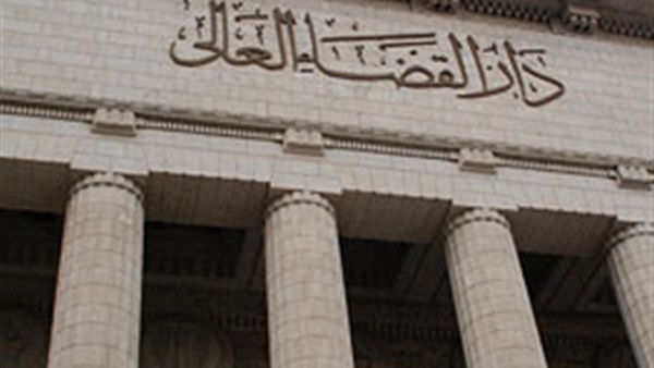 «الجنايات» تستكمل محاكمة «المعزول» وآخرين في «إهانة القضاء» «الجنايات» تستكمل محاكمة «المعزول» وآخرين في «إهانة القضاء»
