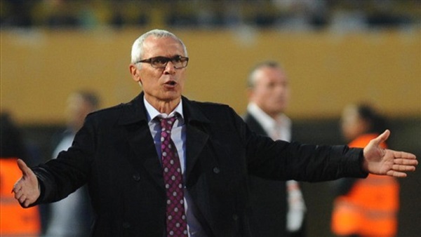 «كوبر» يحضر مباراة الزمالك والشرطة «كوبر» يحضر مباراة الزمالك والشرطة
