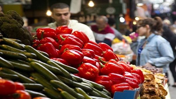 ننشر أسعار الفاكهة والخضروات بسوق العبور اليوم