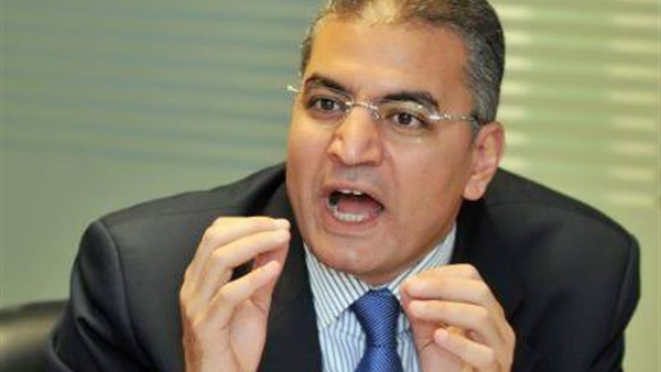 عصام سلطان من داخل القفص: «خايفين مننا ليه»