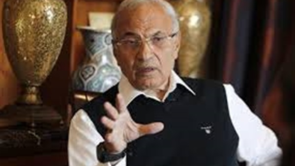 أحمد شفيق «خرج ولم يعد»..قدم إستقالته للمجلس العسكري في مارس..قال عن ثورة يناير«للأسف الثورة نجحت»..مبارك مثله الأعلى..غادر للإمارات لتأدية فريضة العمرة فور خسارته الإنتخابات..ولغز ترقب وصوله لم ينتهي أحمد شفيق «خرج ولم يعد»..قدم إستقالته للمجلس العسكري في مارس..قال عن ثورة يناير«للأسف الثورة نجحت»..مبارك مثله الأعلى..غادر للإمارات لتأدية فريضة العمرة فور خسارته الإنتخابات..ولغز ترقب وصوله لم ينتهي