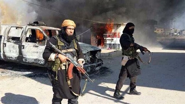 تفاصيل مقتل 135 من ضحايا هجوم «داعش» على دير الزور تفاصيل مقتل 135 من ضحايا هجوم «داعش» على دير الزور