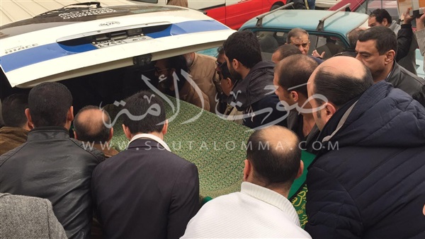 بالصور..تشييع جنازة الفنان عبد العزيز مكيوى من مسجد السيدة نفيسة بالصور..تشييع جنازة الفنان عبد العزيز مكيوى من مسجد السيدة نفيسة
